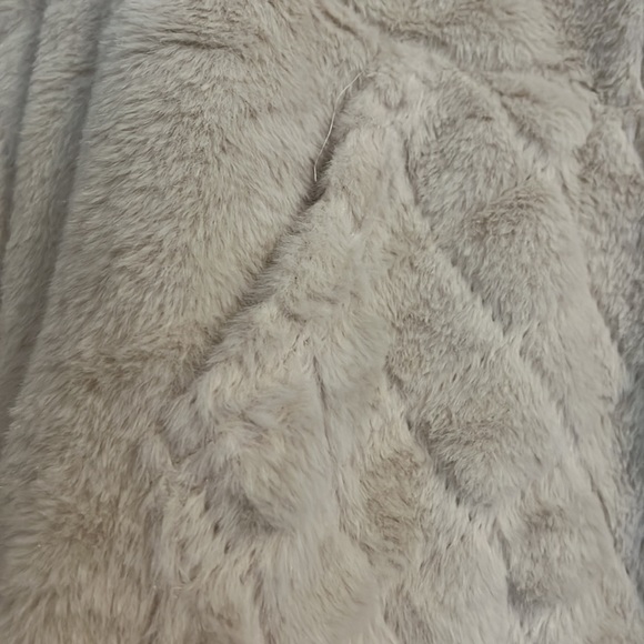 Teddy bear 🧸 drawstring pullover - Picture 5 of 7